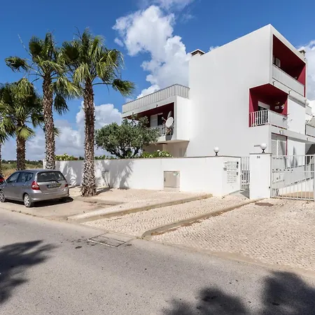 Santa Luzia Green Apartment *