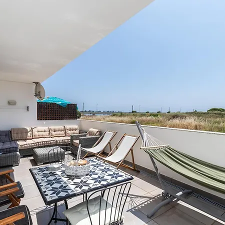 Santa Luzia Green Apartment *